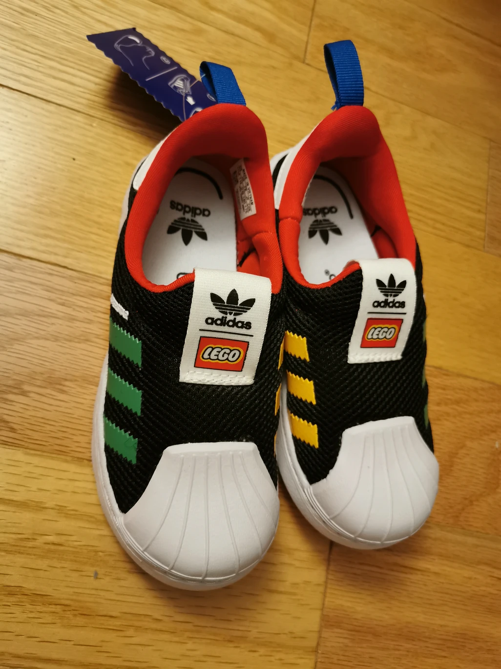 Brand new kids shoes size 11.5k thumbnail
