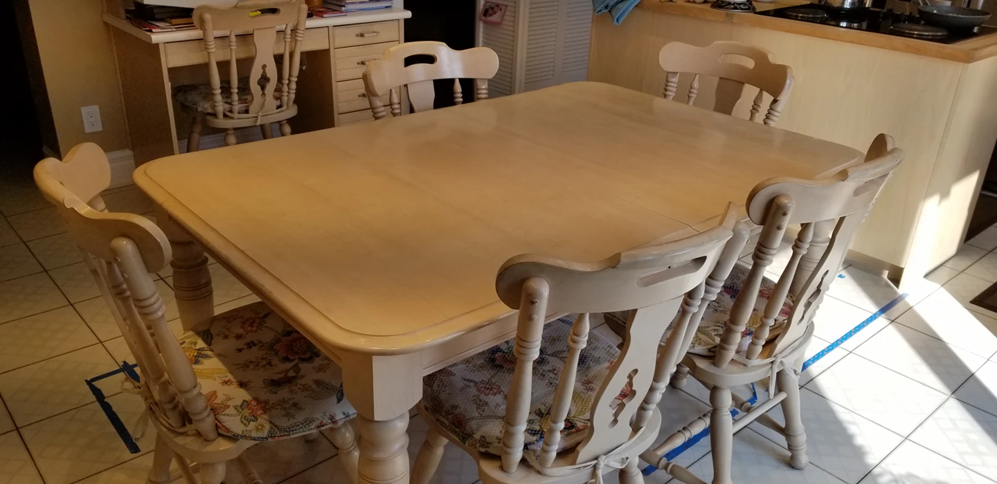 Table and 6 Chairs - photo 2