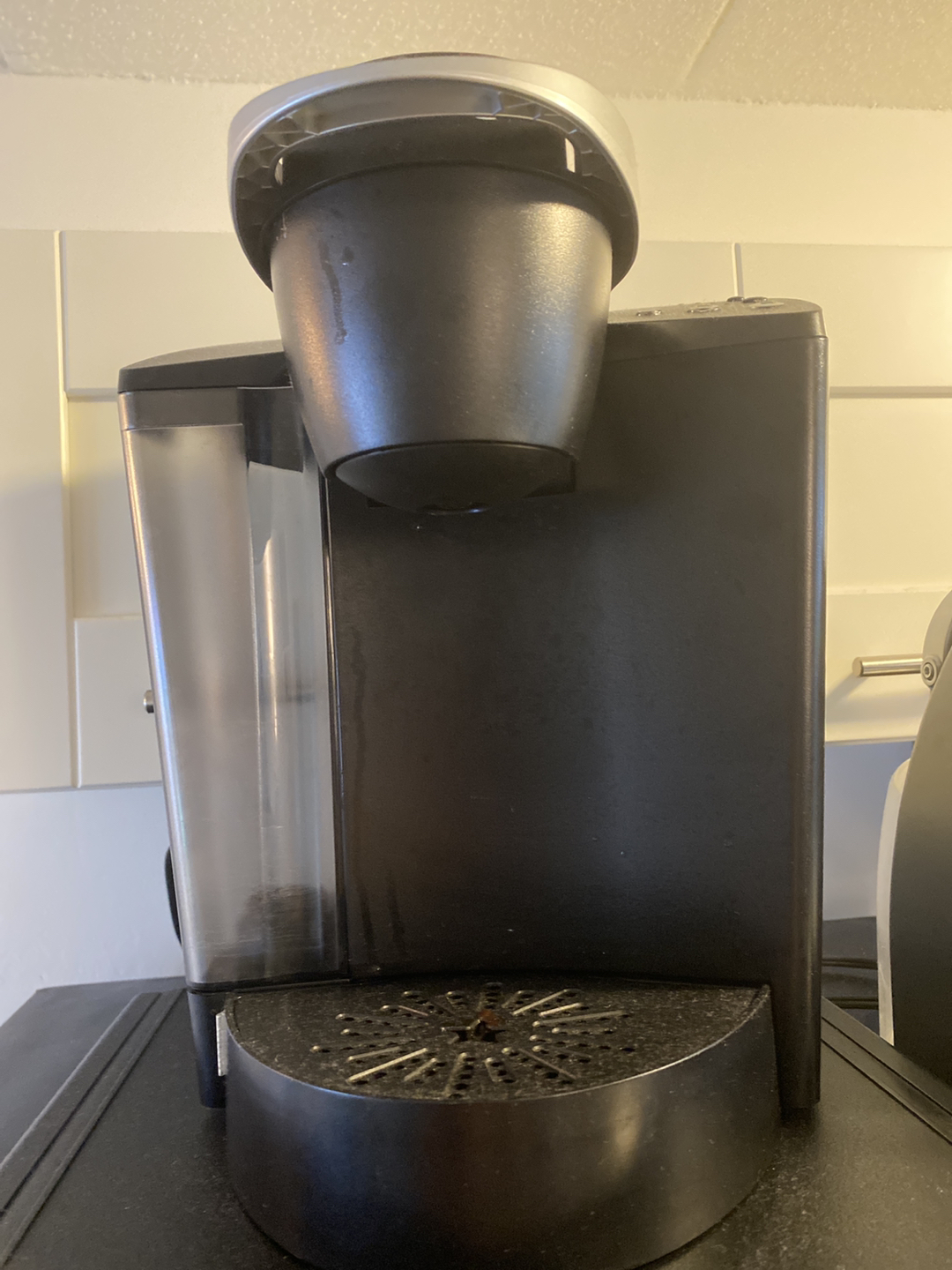 K cup machine and storage