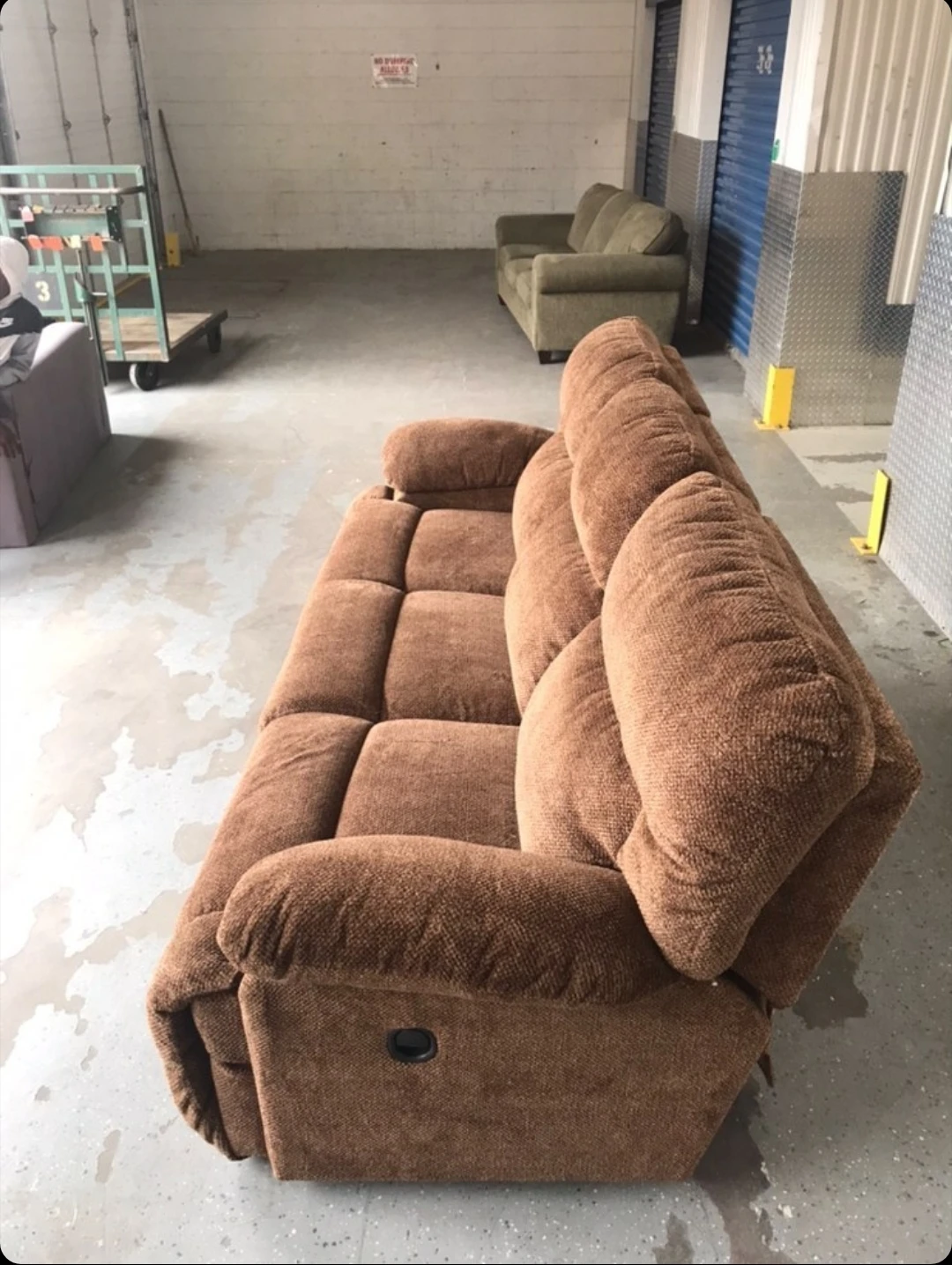 Free Delivery*🚚Excellent Condition  Brown Lazyboy Recliner - photo 3