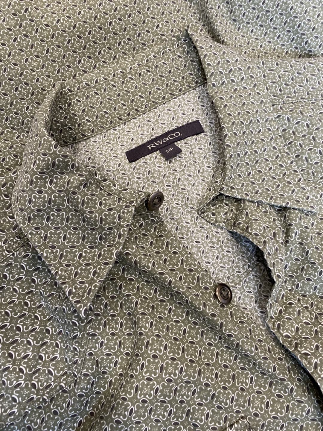 RW&Co. Men’s Casual Dress Shirt Size S image indicator(3)