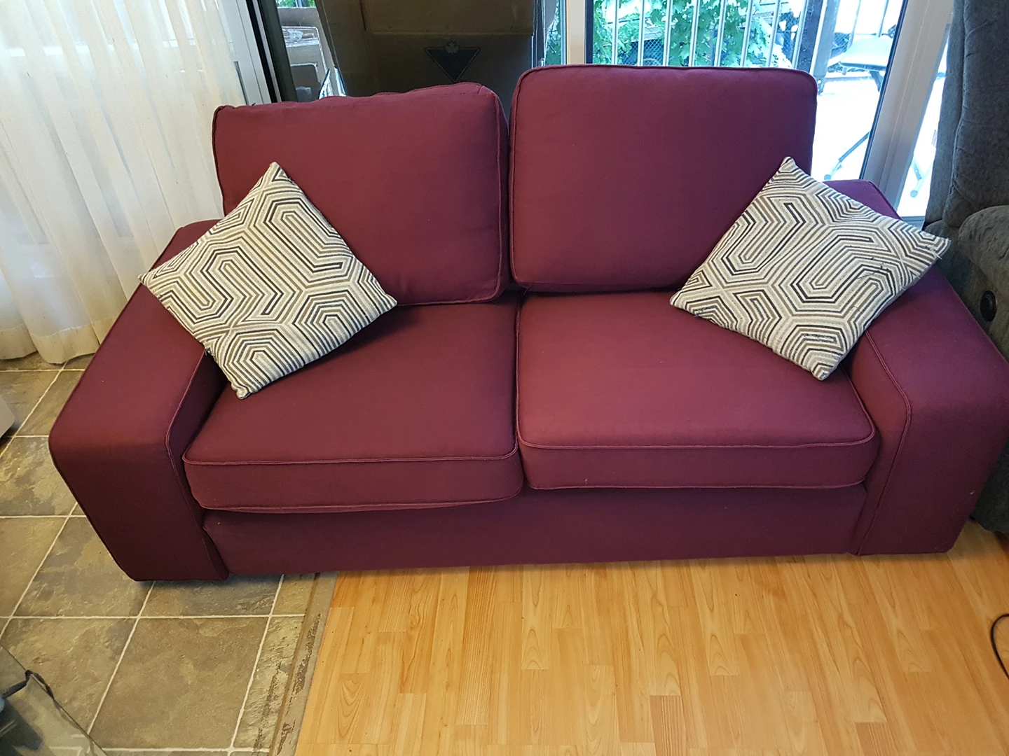 Excellent Condition IKEA Kivik - photo 2