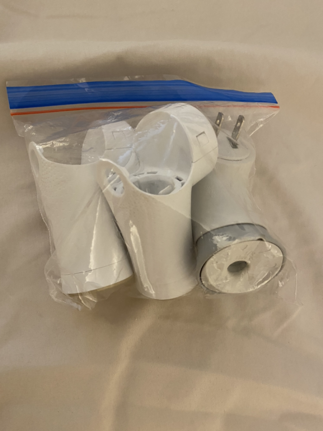 Glade and air wick plug in