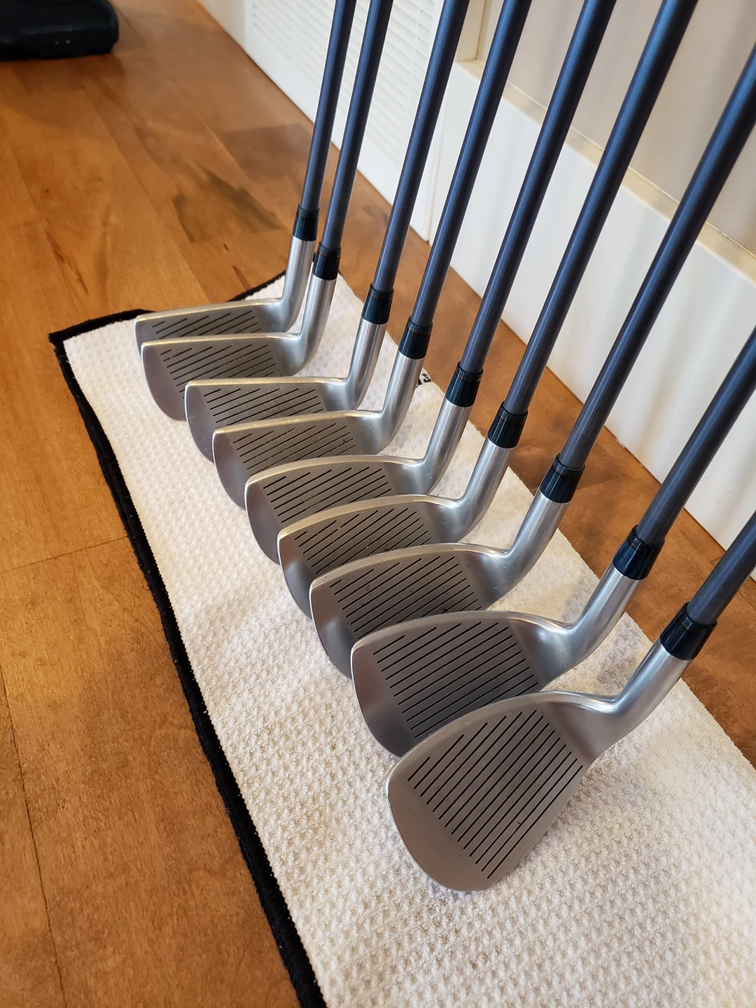 Honma 2 Star Iron 9 pc Set Titanium Carbon thumbnail