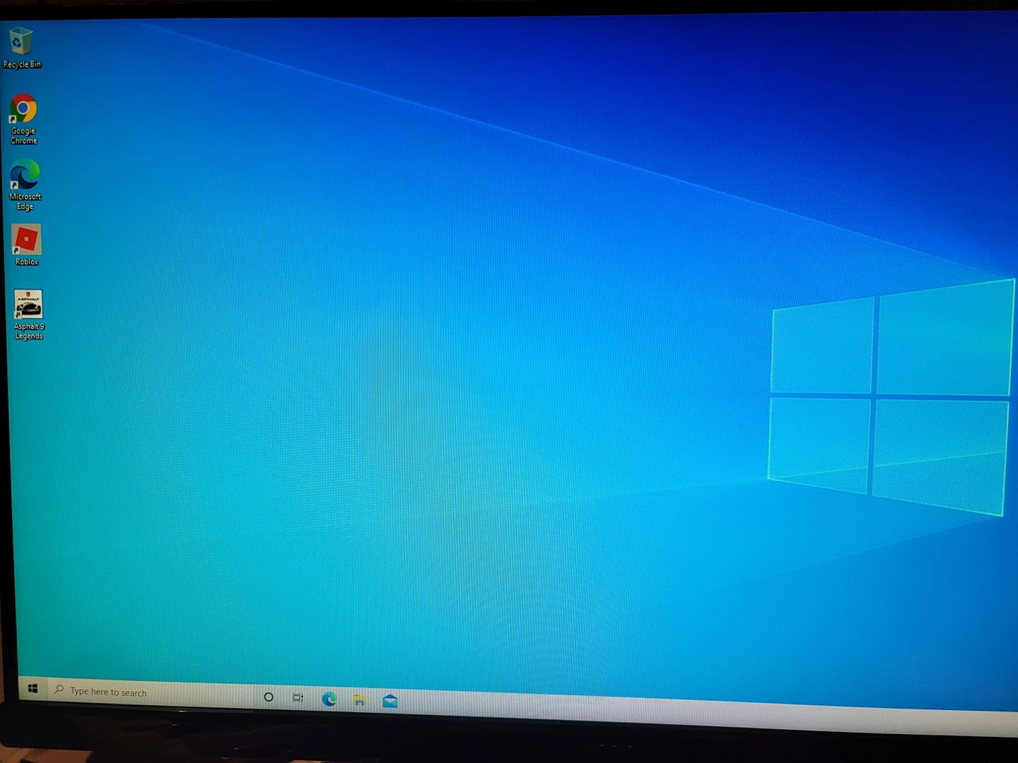 Nice gaming i3 PC, SSD AMD GPU - 60fps Fortnite, CS:GO image indicator(5)