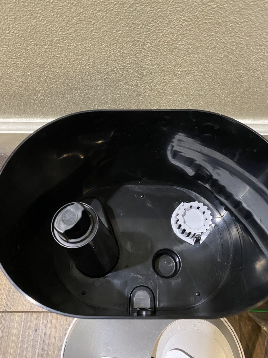 Humidifier & Essential Oil Diffuser - photo 3