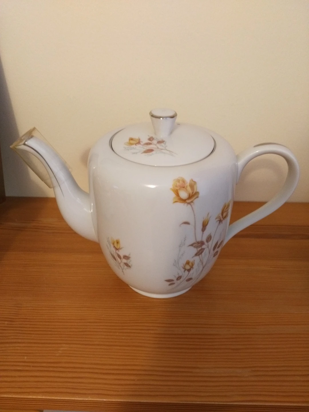 Porcelain teapot, made in Japan thumbnail