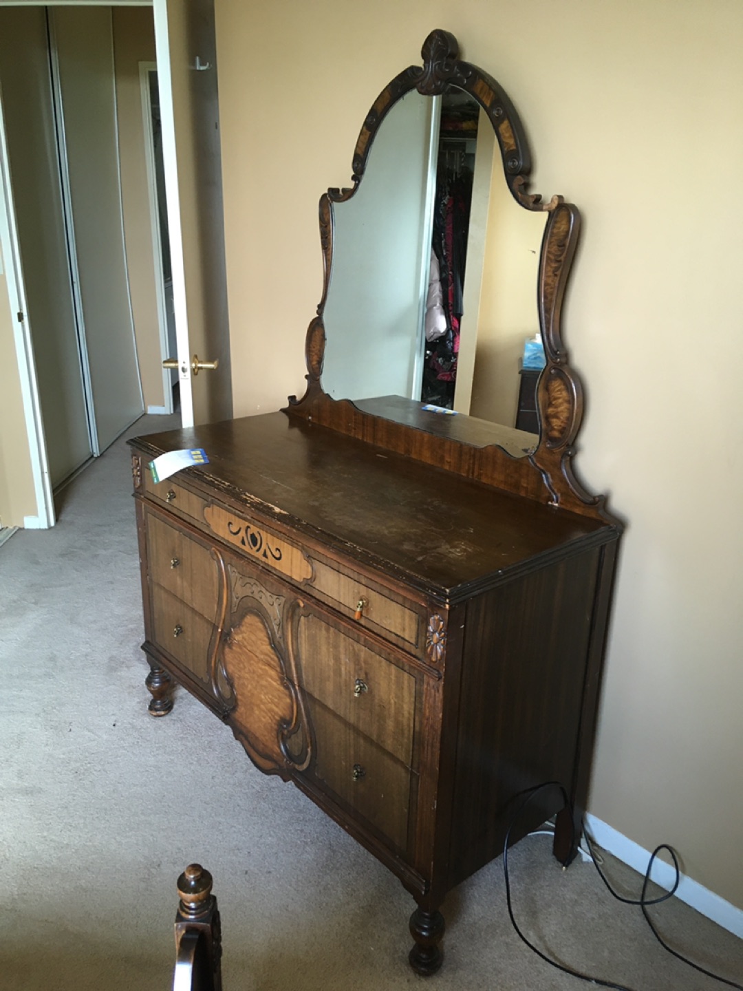 Antique/Vintage Bedroom Set thumbnail