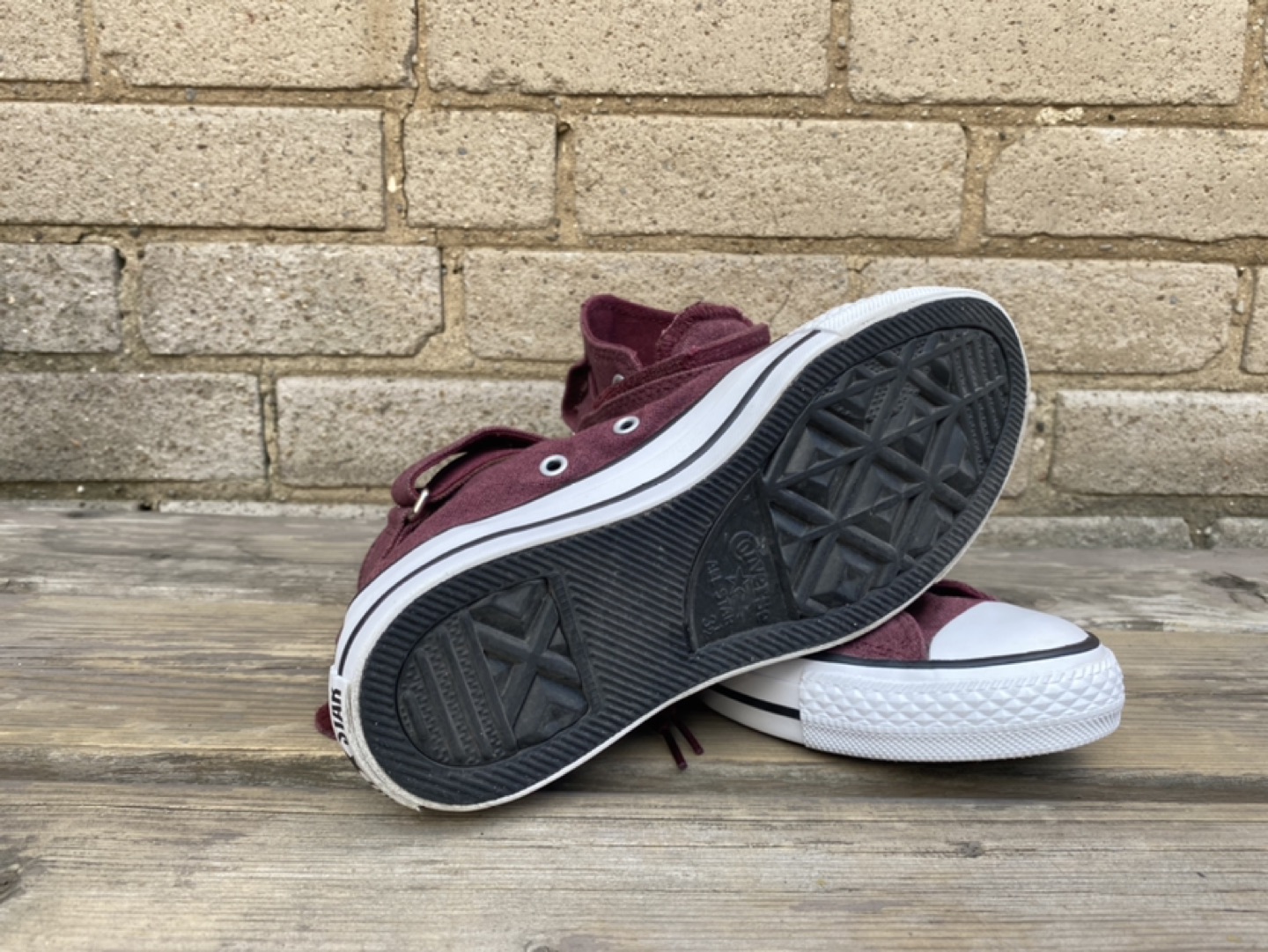 Wine Coloured Converse - Size 36 EUR/5.5 US image indicator(5)