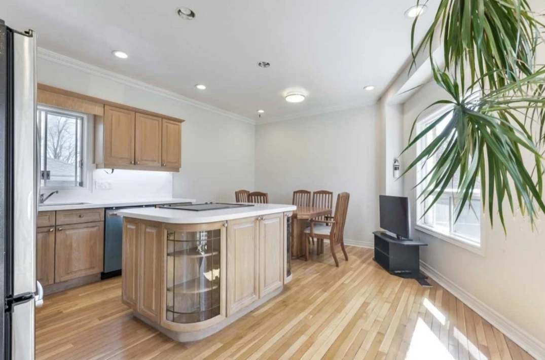 120"×120" Kitchen cabinets - photo 2