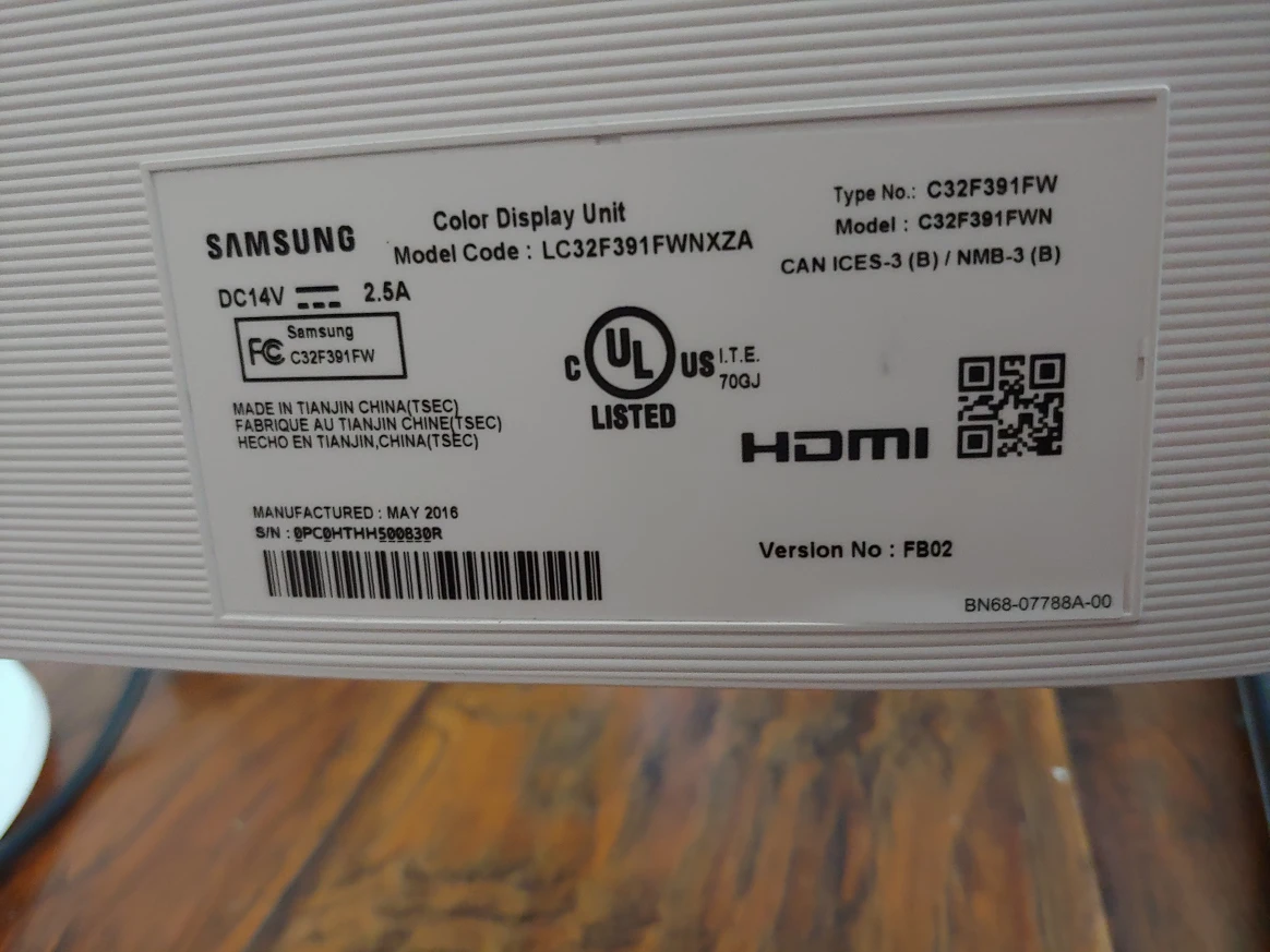 Samsung 32 inch Curved Monitor - photo 3
