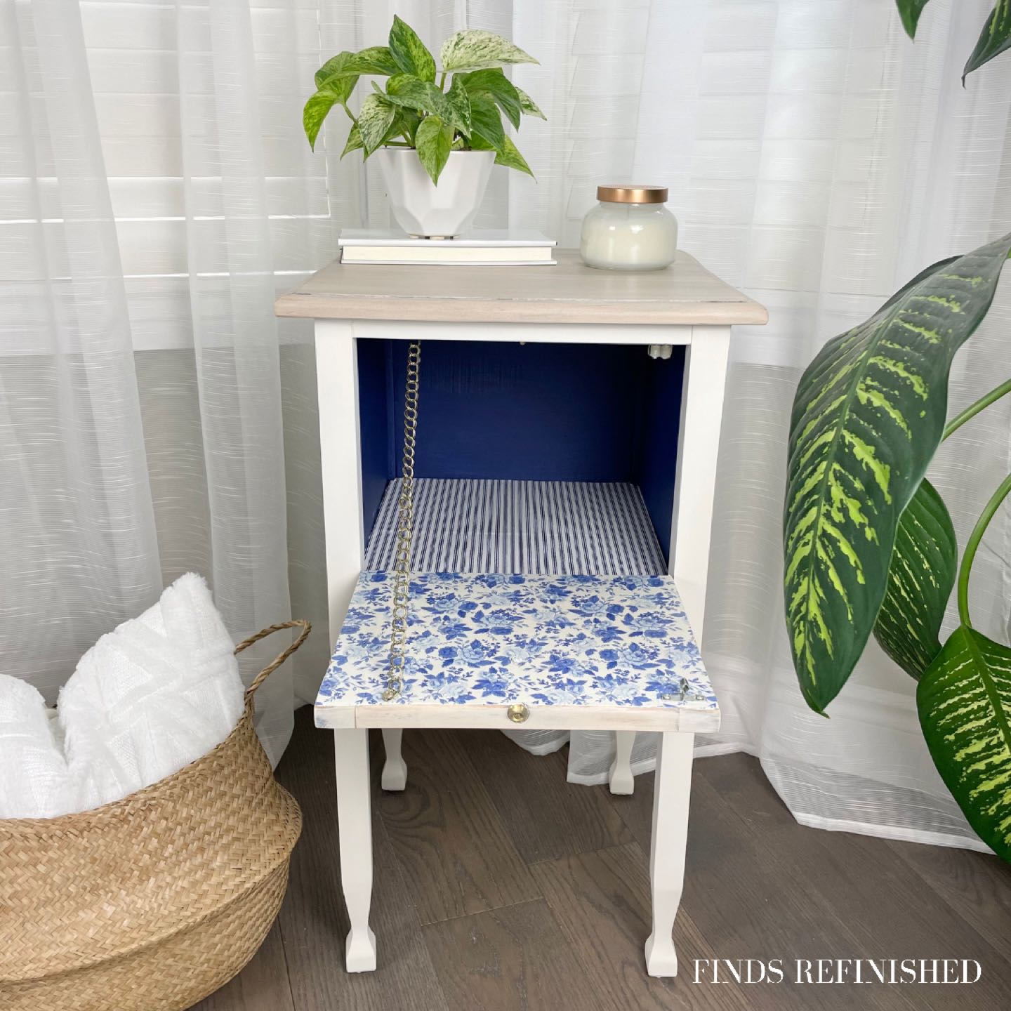 Refinished Vintage Side Table  - photo 2