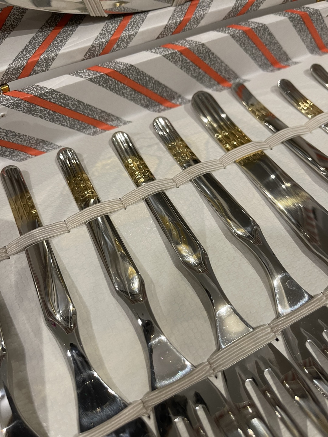 Vintage Freddi F.B.G. Cake and Cutlery set plated with gold image indicator(2)