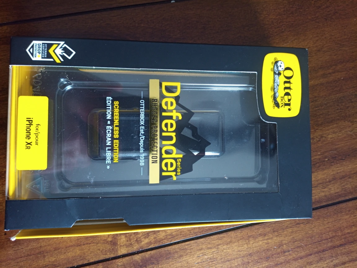 OtterBox Defender case for iphone XR