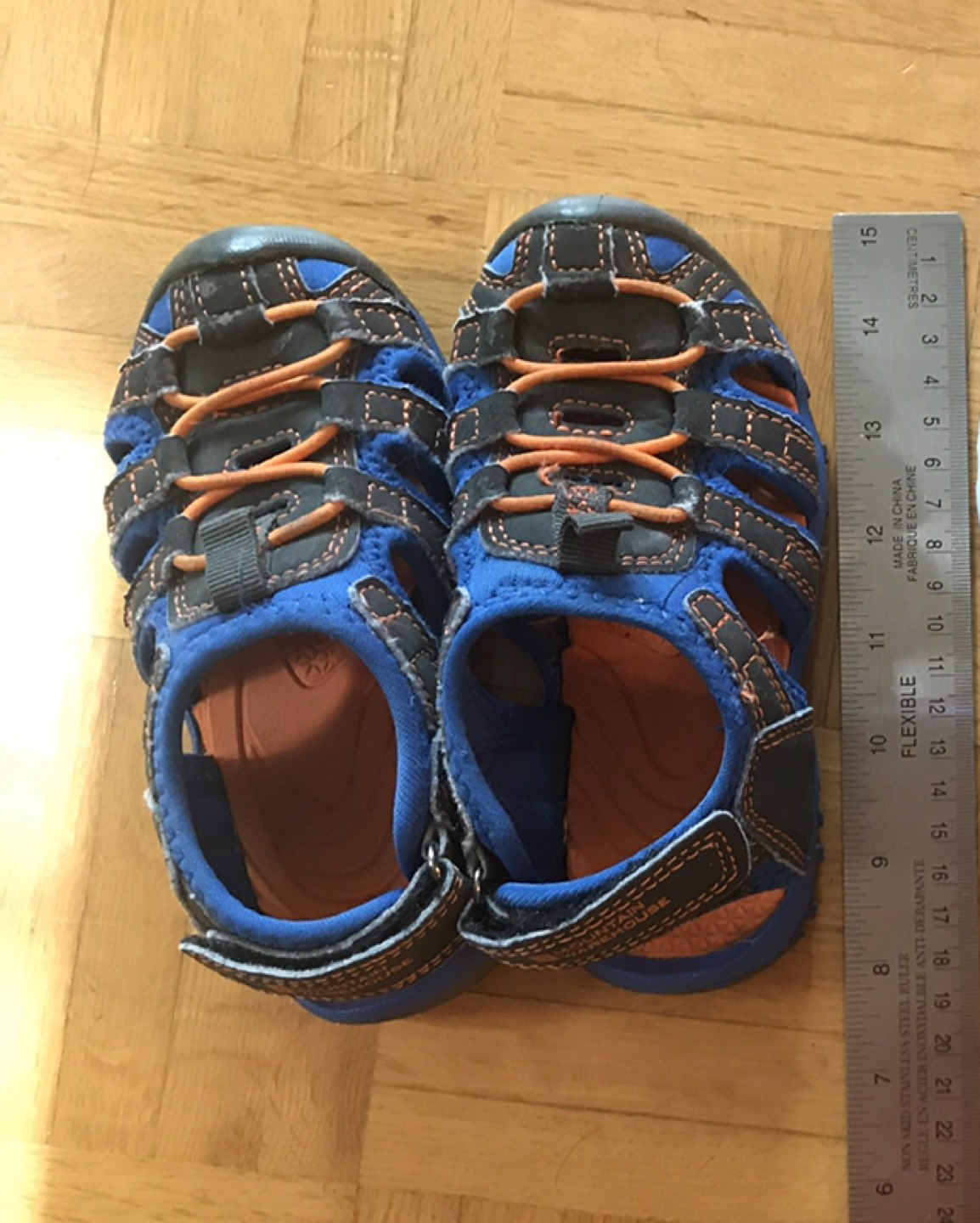 #Free Boy Sandals  thumbnail