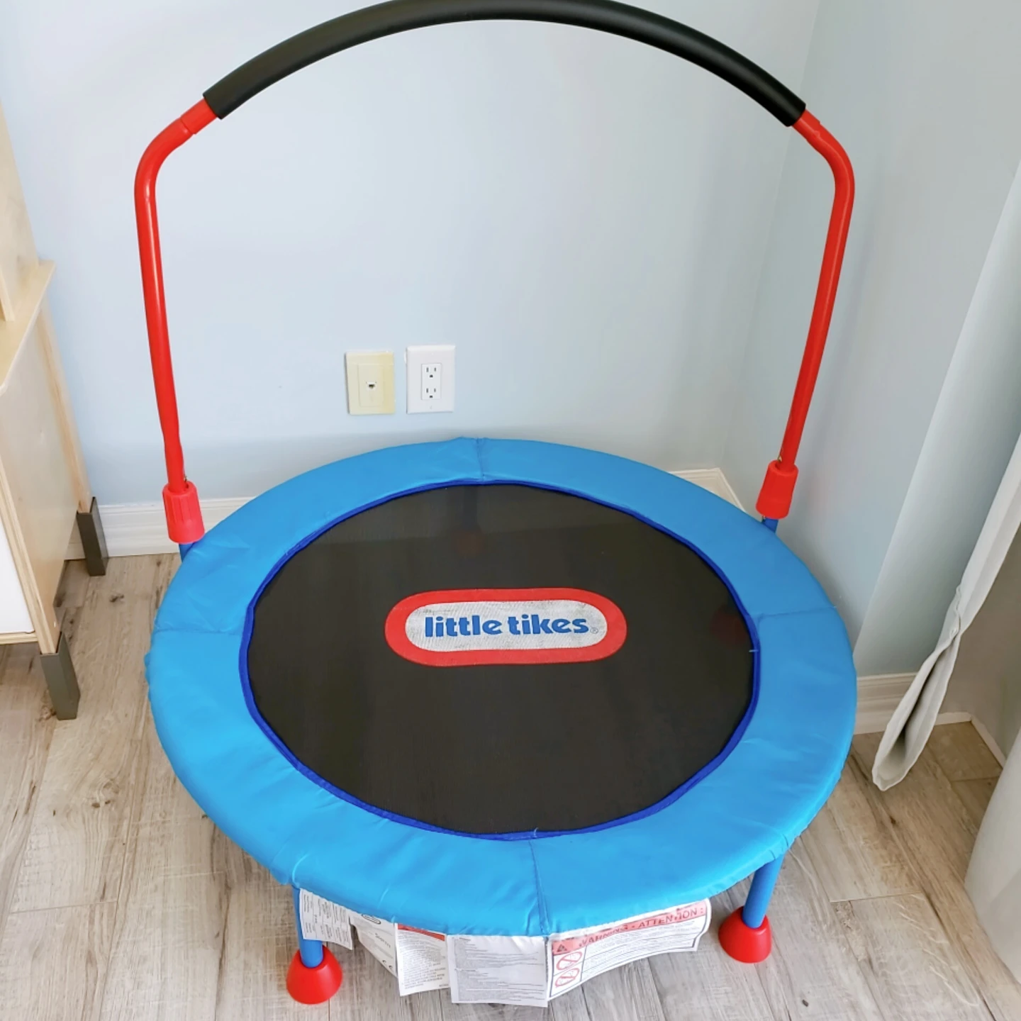 kids trampoline - photo 2