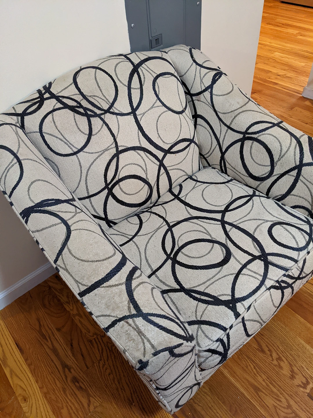 Accent chair - photo 2