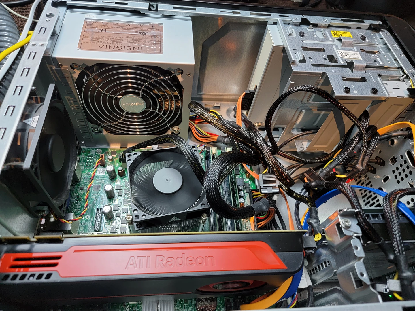 Nice gaming i3 PC, SSD AMD GPU - 60fps Fortnite, CS:GO image indicator(3)