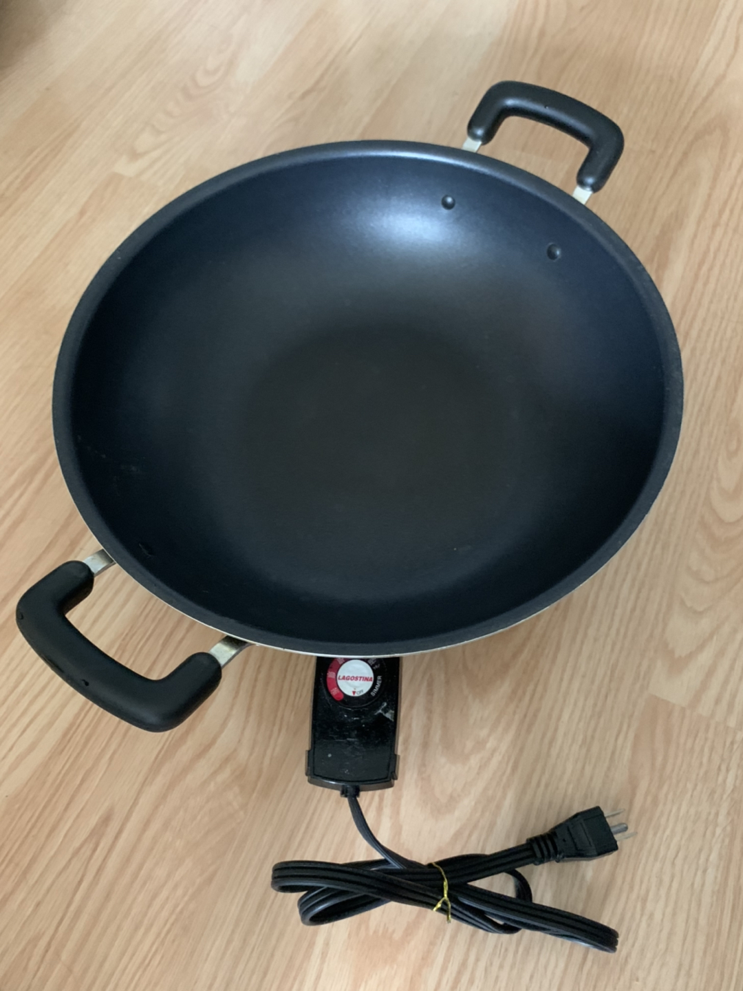 Lagostina Electric Non-Stick Wok  thumbnail