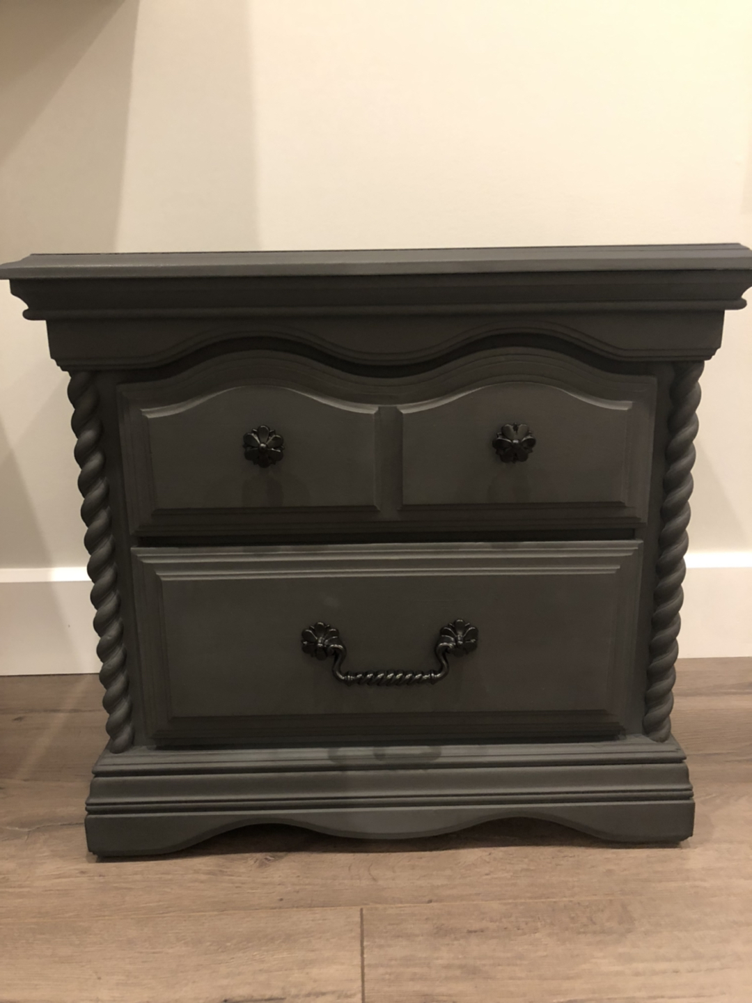 Solid Vintage side table/nightstand