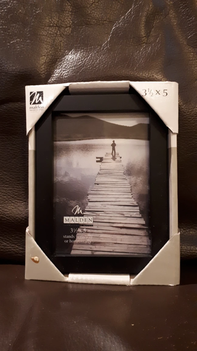 #free new frame thumbnail
