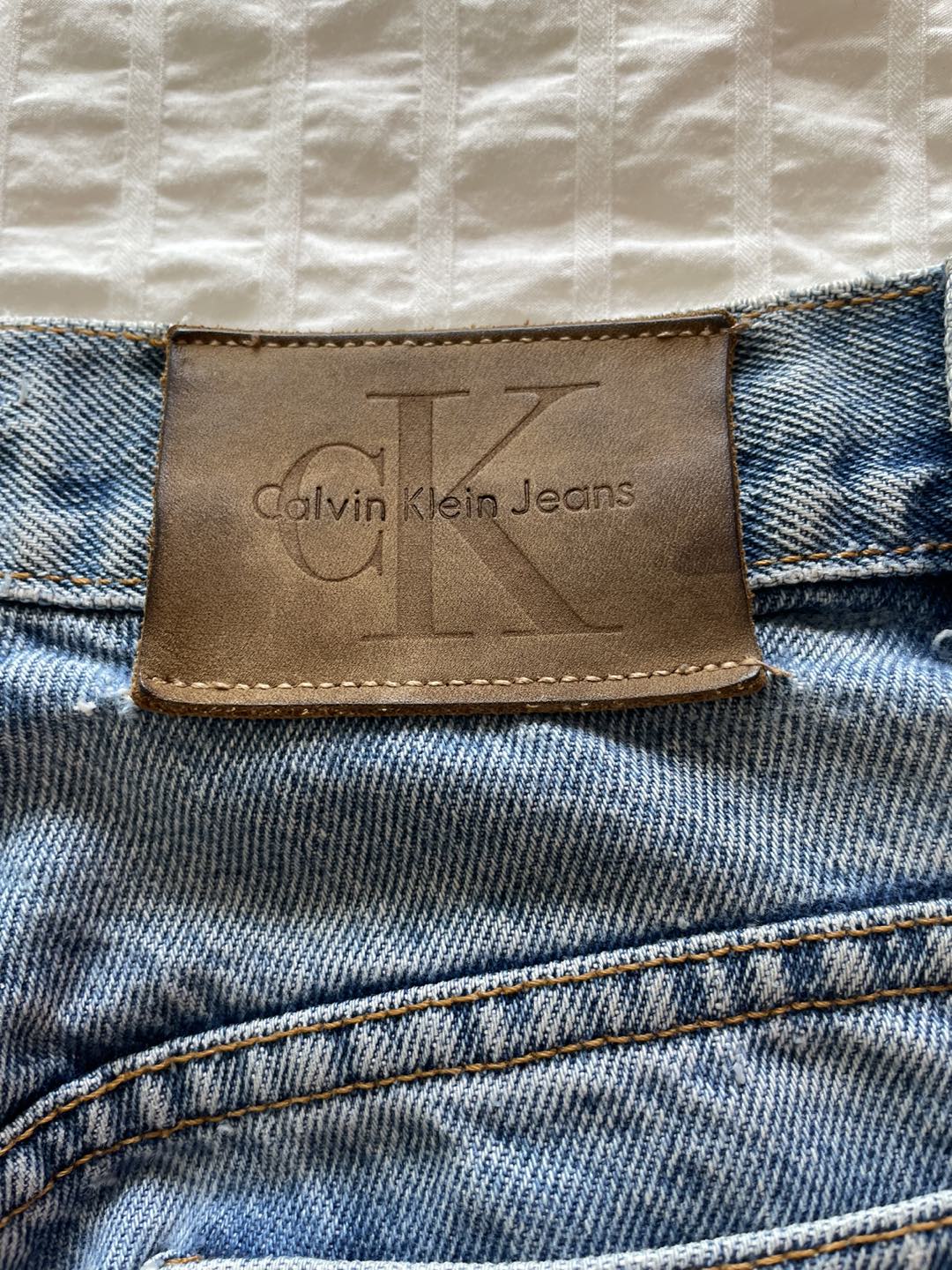 Size 2 - Vintage Calvin Klein  image indicator(4)