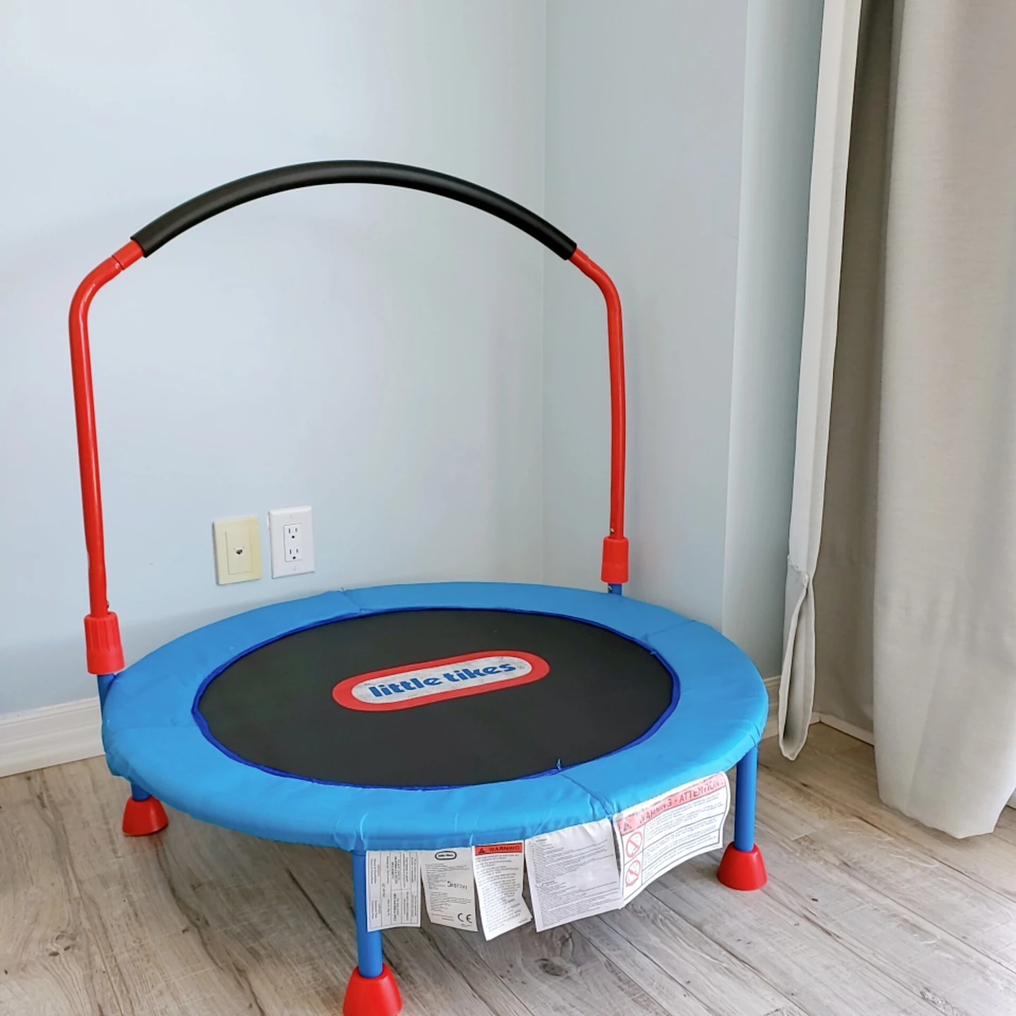 kids trampoline