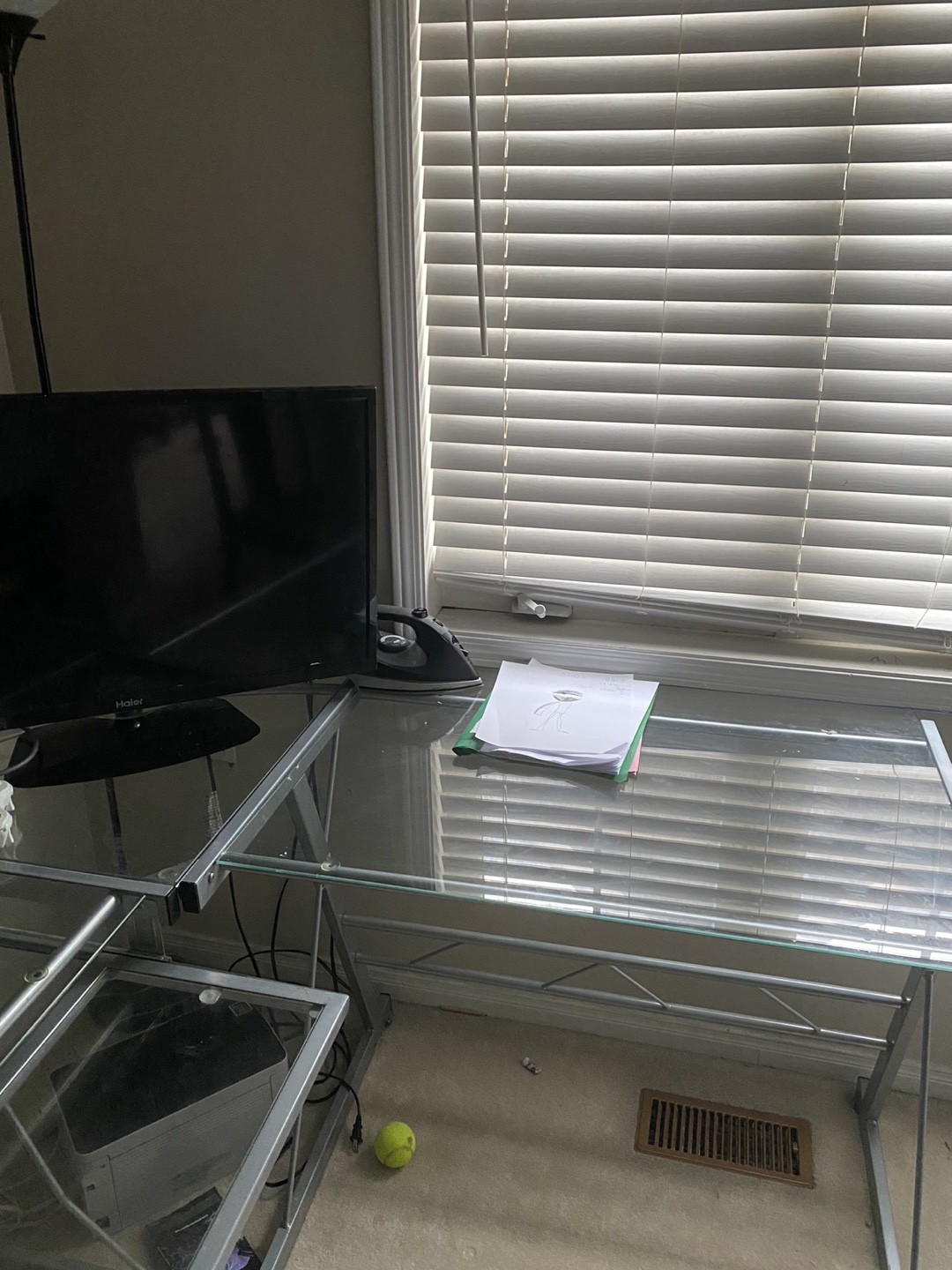 glass table - photo 3