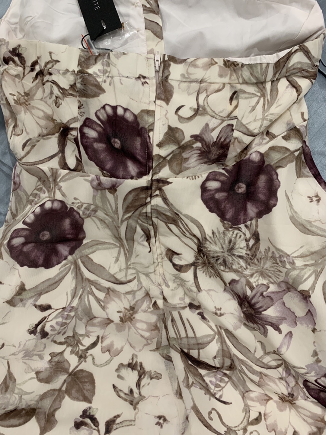 Dress - Medium - photo 3