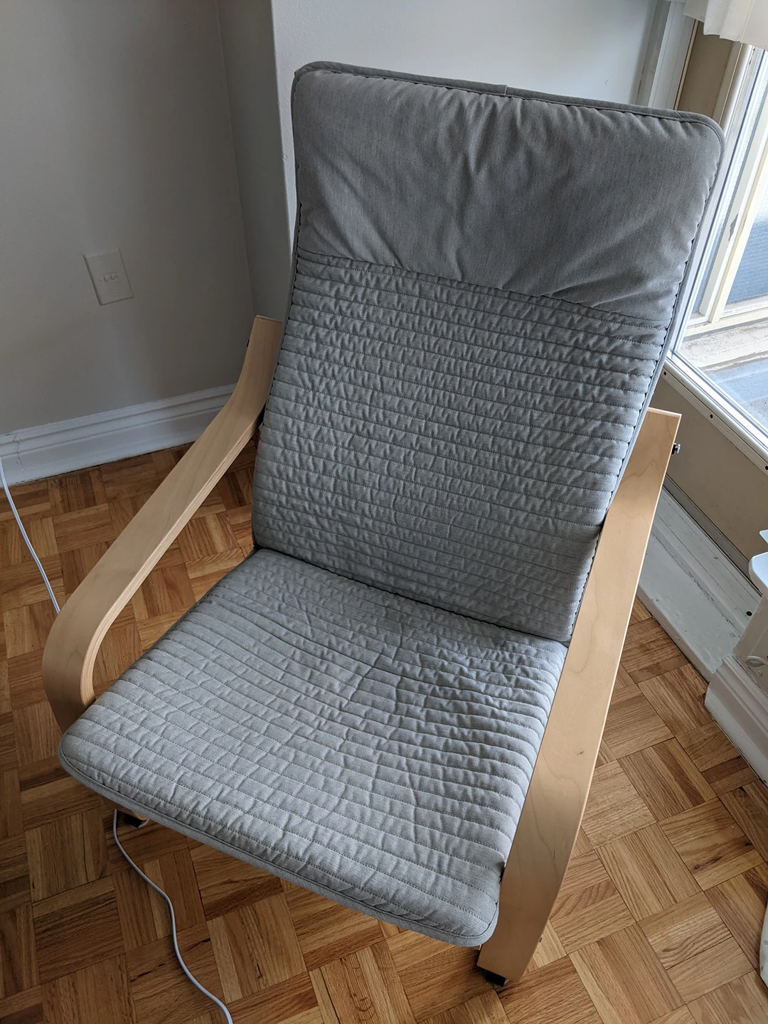 IKEA POÄNG Armchair thumbnail