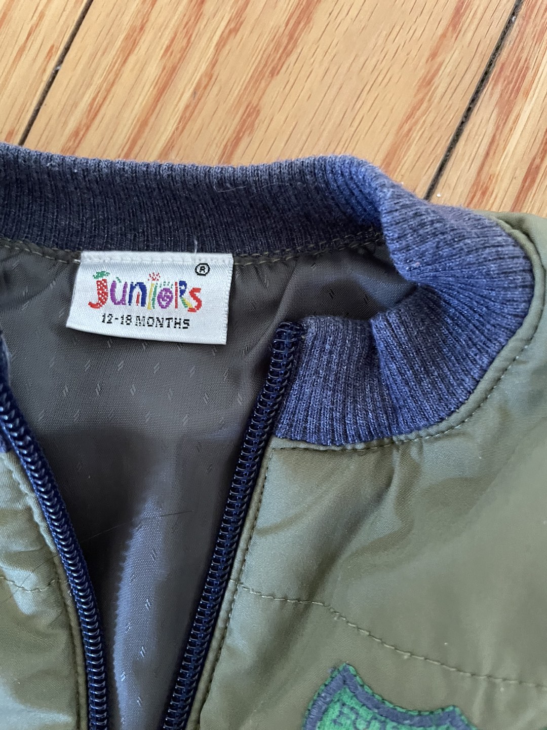 Free Vest 12/18months - photo 2