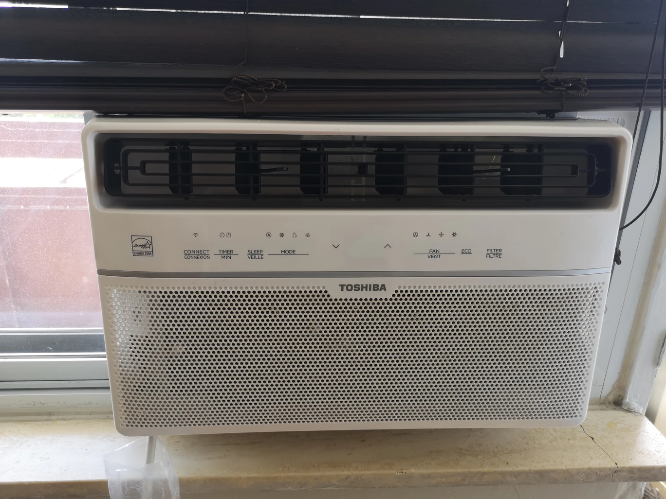 TOSHIBA AIR CONDITIONER - photo 2