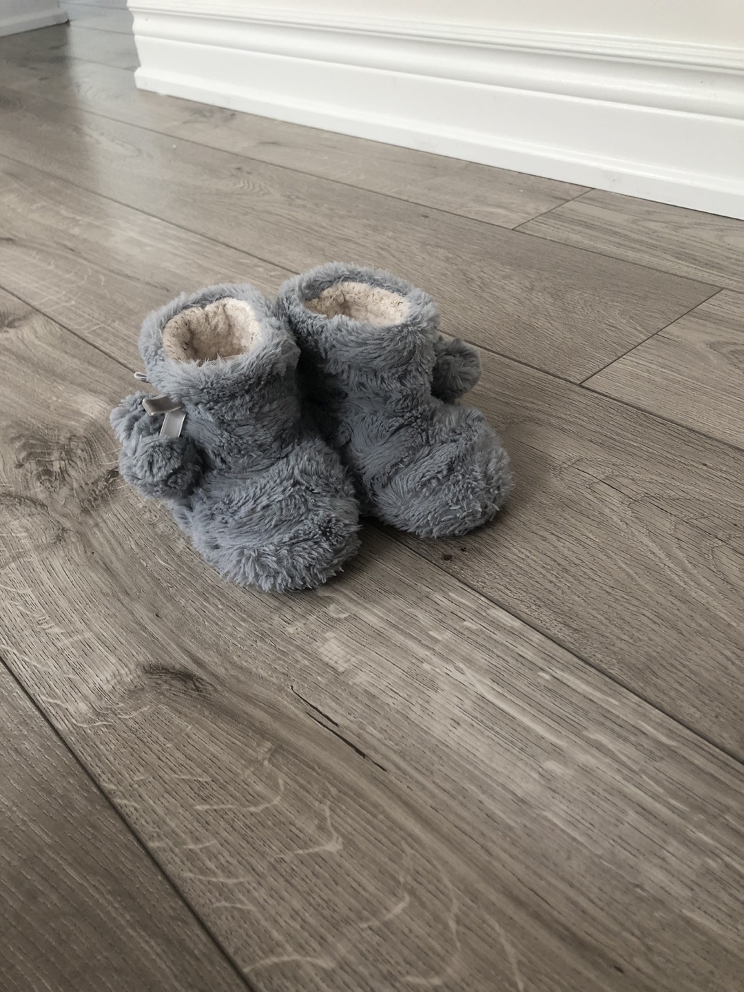 Kids boots  thumbnail