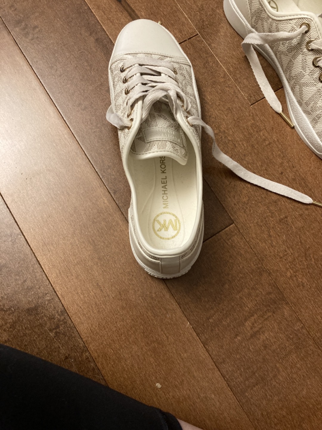Women’s Michael Kors shoes size 7.5 New  - photo 2