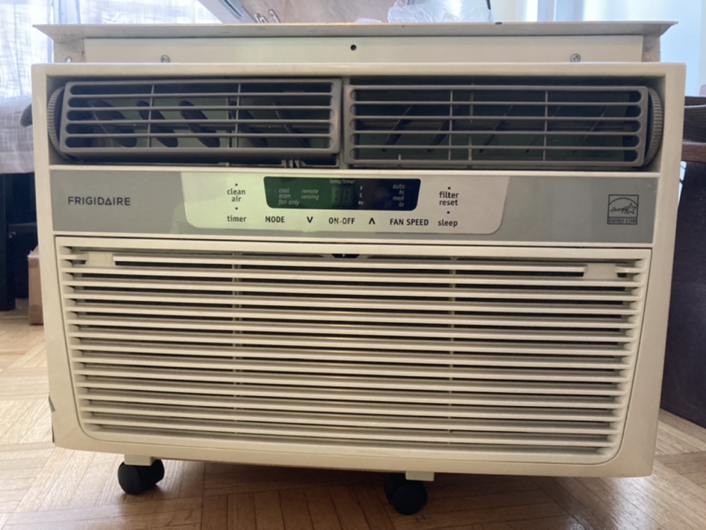 Window Mounted Air Conditioner 