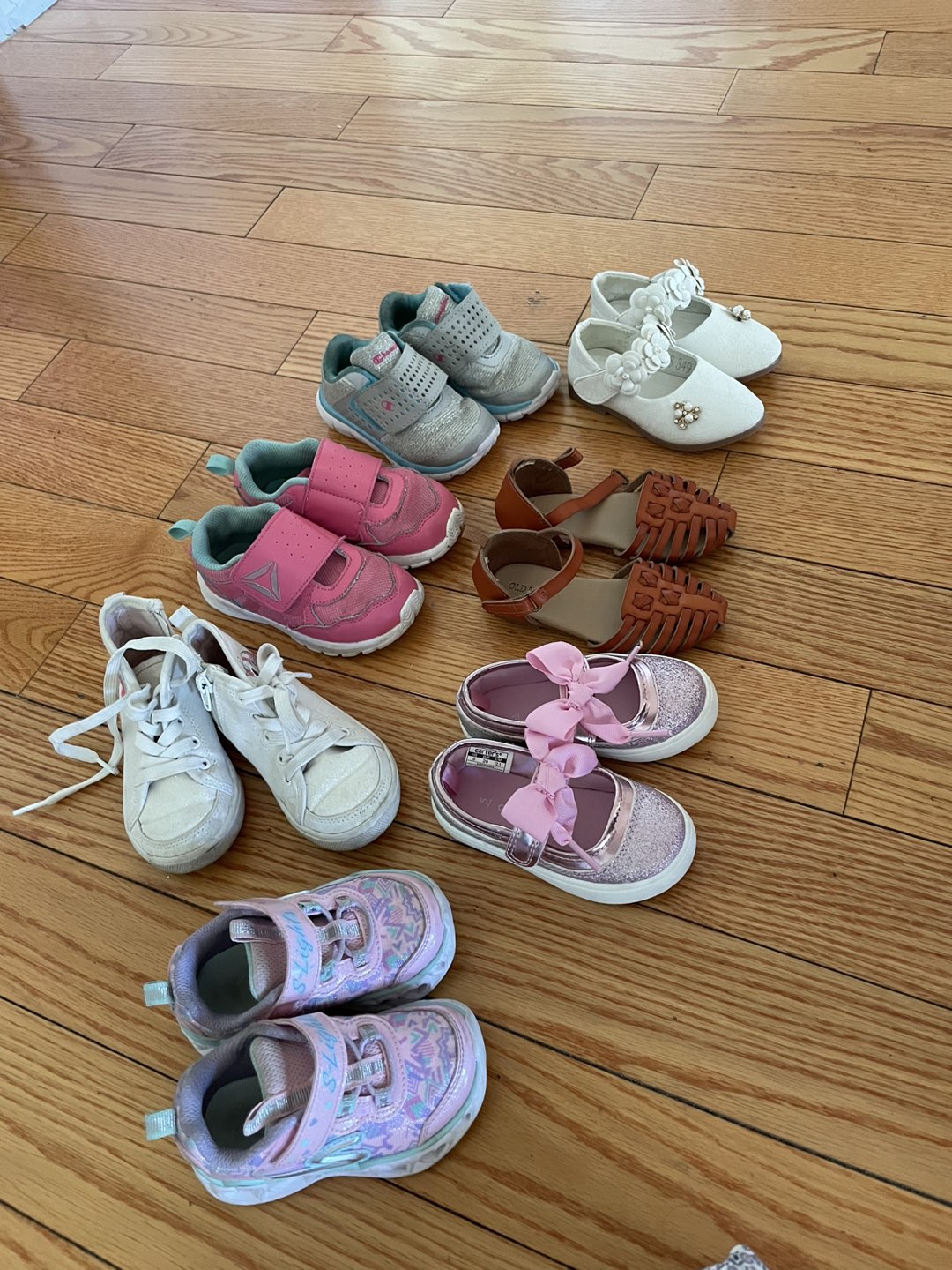 Free Baby/toddler shoes thumbnail