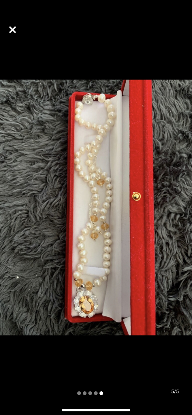 Faux Pearl Necklace and Earrings - photo 5