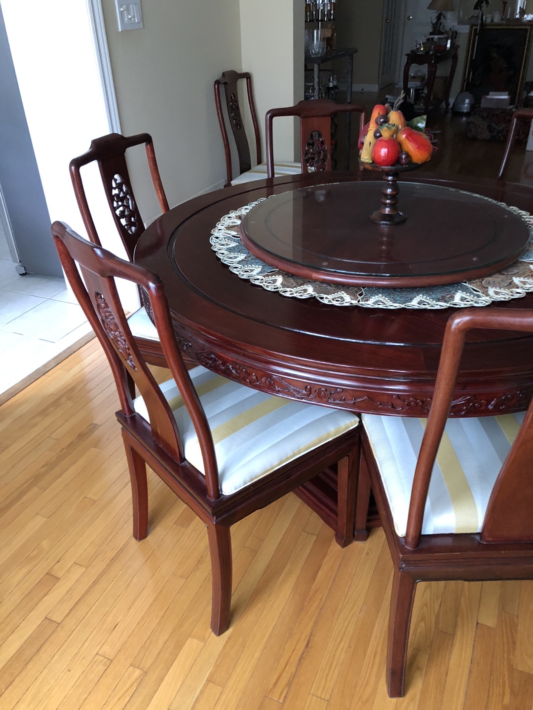 Dining room table 