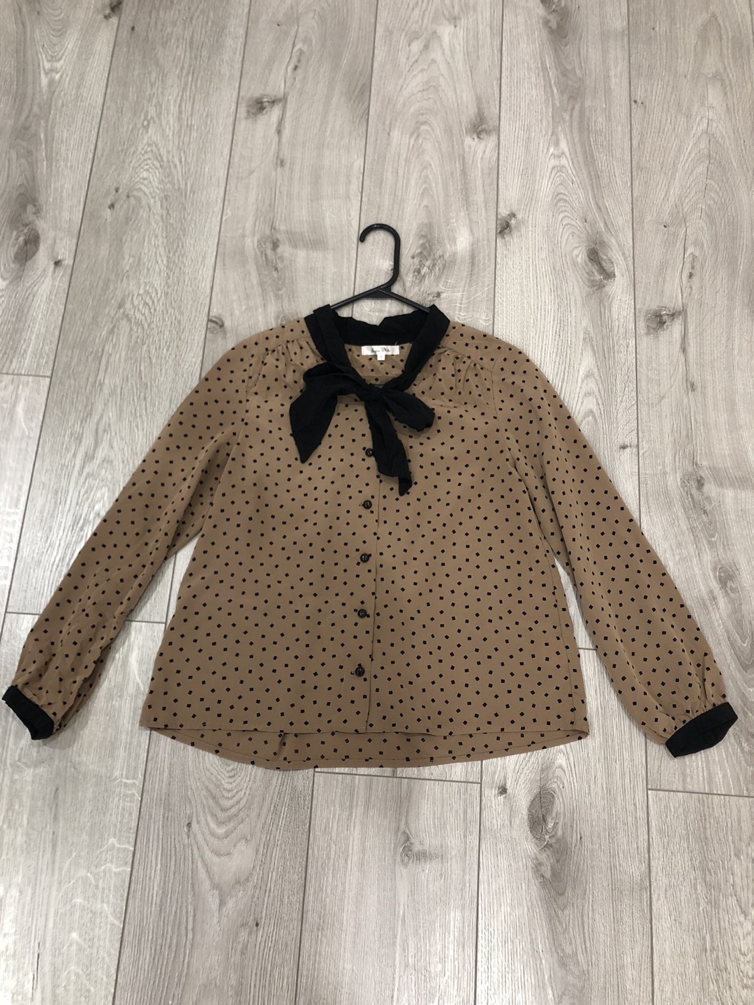Tie neck dot print blouse  thumbnail