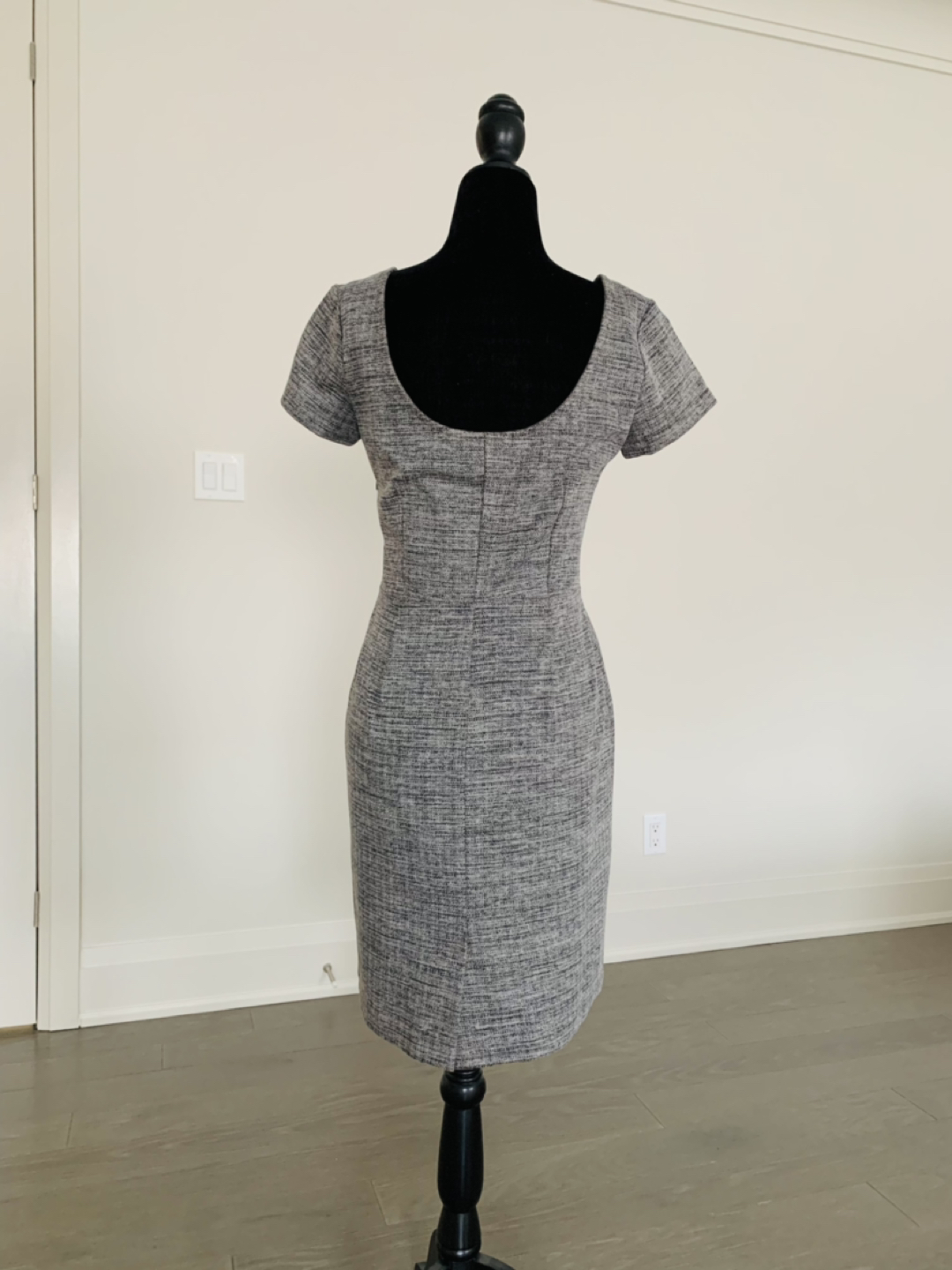 Banana republic dress image indicator(3)