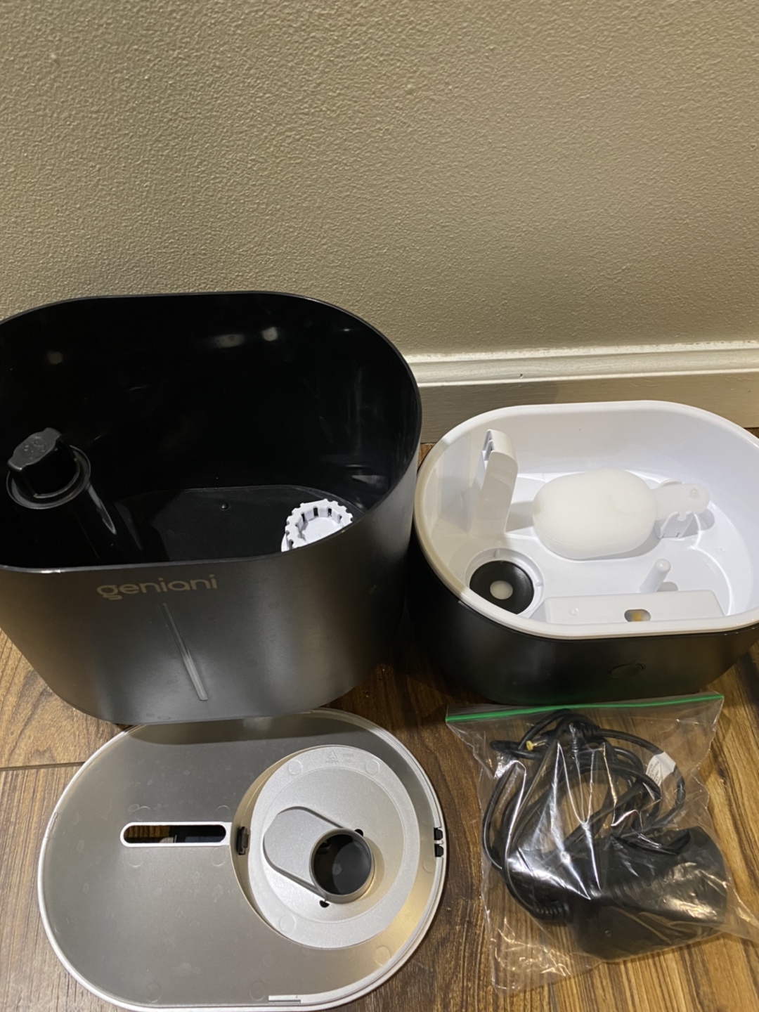 Humidifier & Essential Oil Diffuser - photo 5