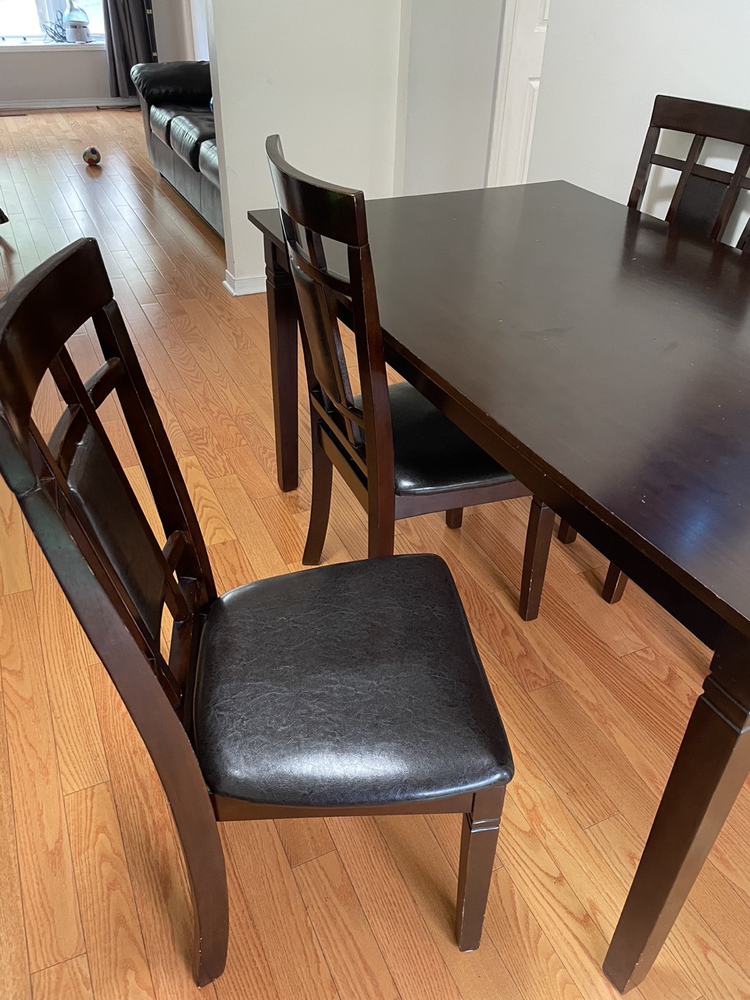 4 Chair Dining Table - photo 3