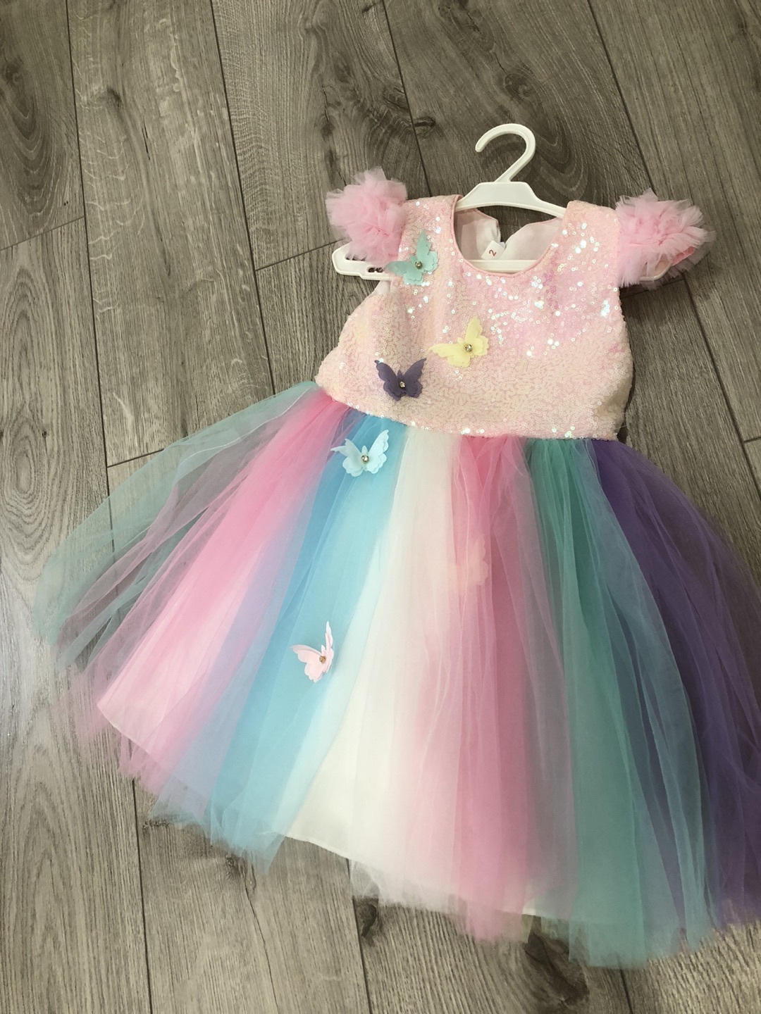 Dress  thumbnail