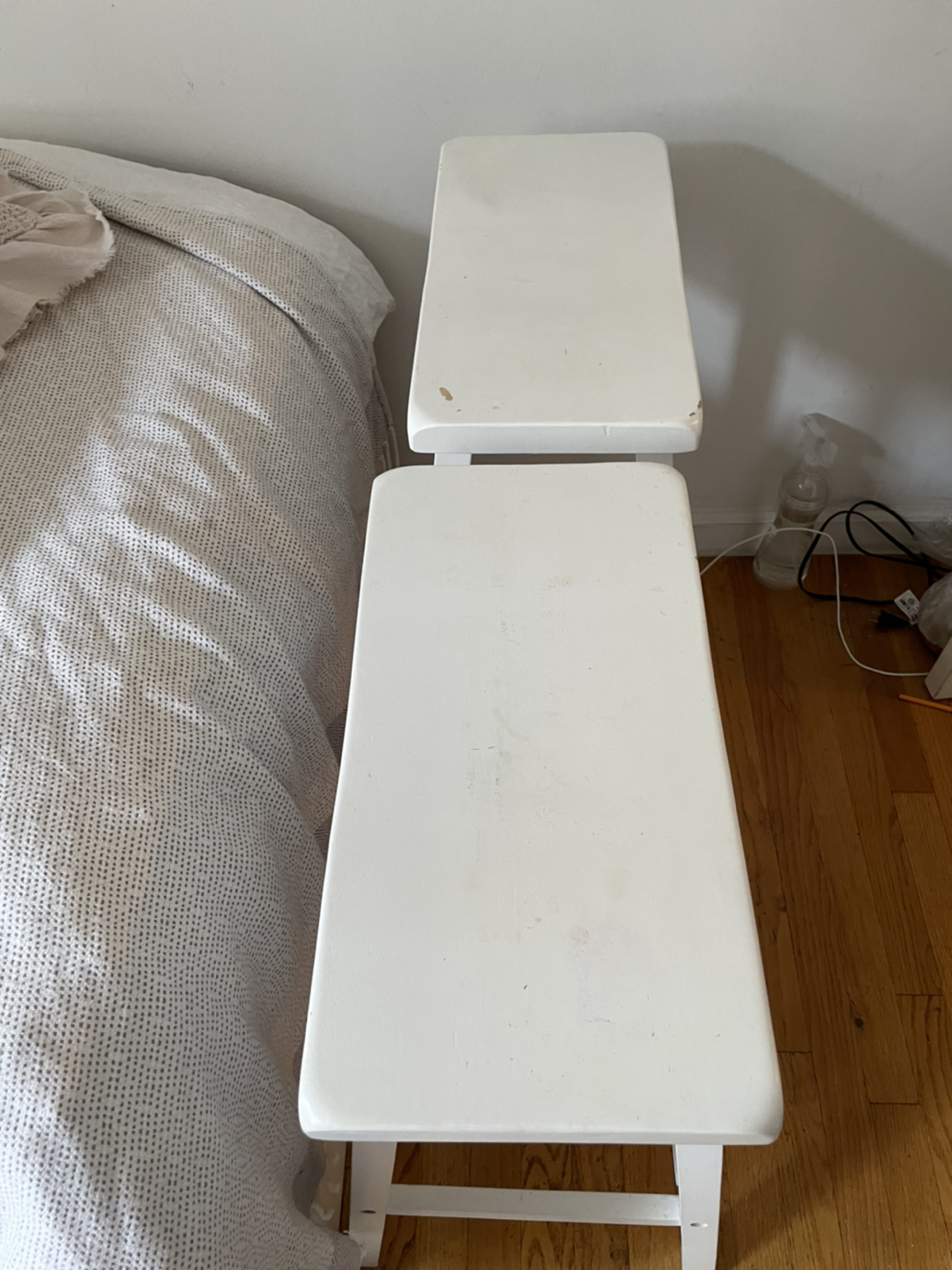 White stools  - photo 4