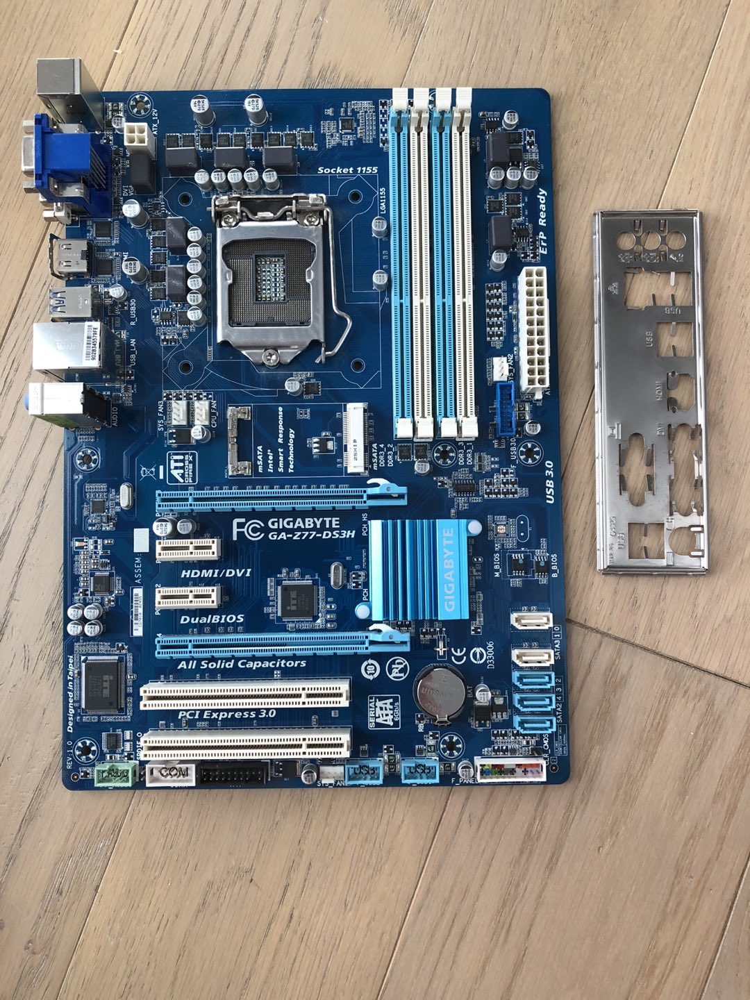 Gigabyte z77 Motherboard ATX 