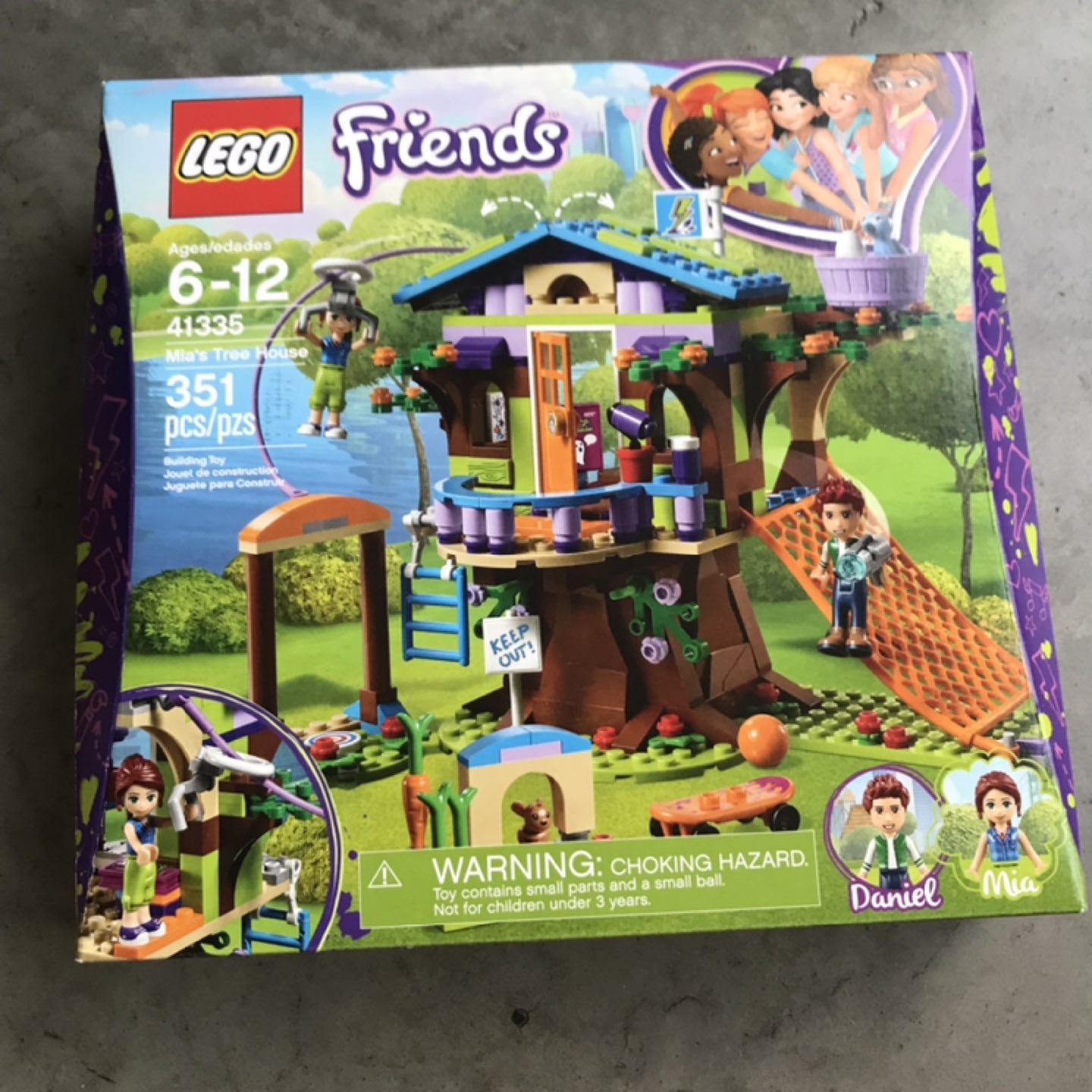 Lego friends Mia’s treehouse