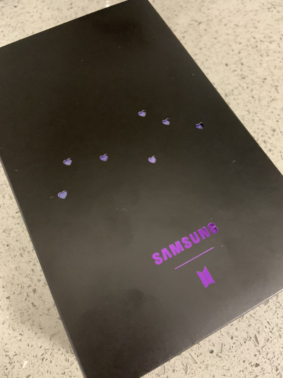 Samsung Galaxy Buds+ BTS edition