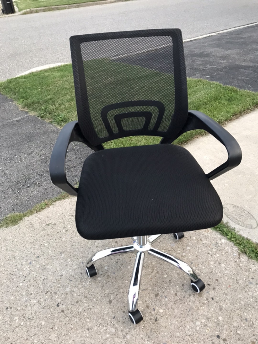 Desk chair 