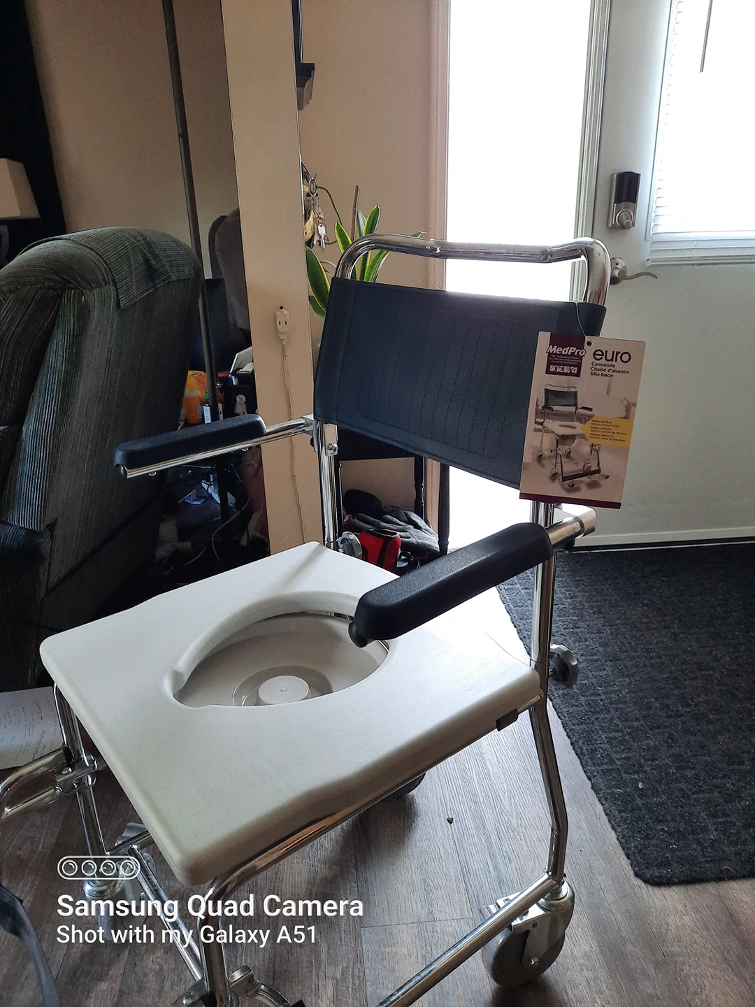 Shower Chair/Comode image indicator(4)