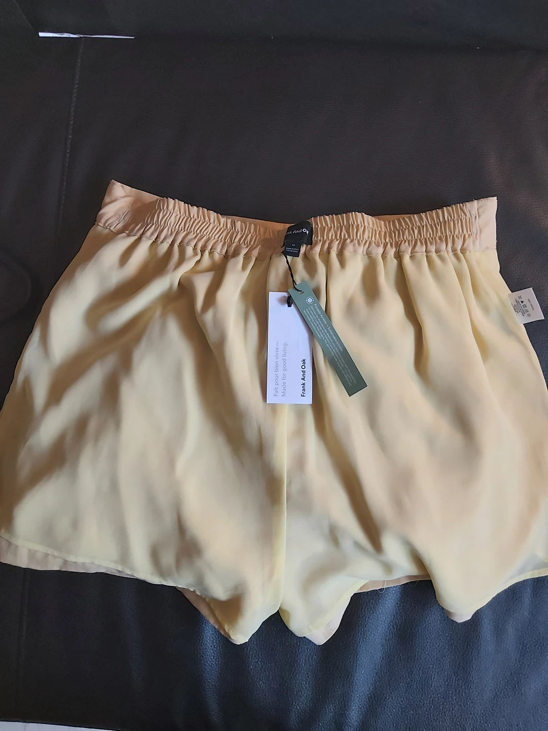 CRUISE!!! Frank & Oak dress shorts, size12, lining, tencel. image indicator(5)